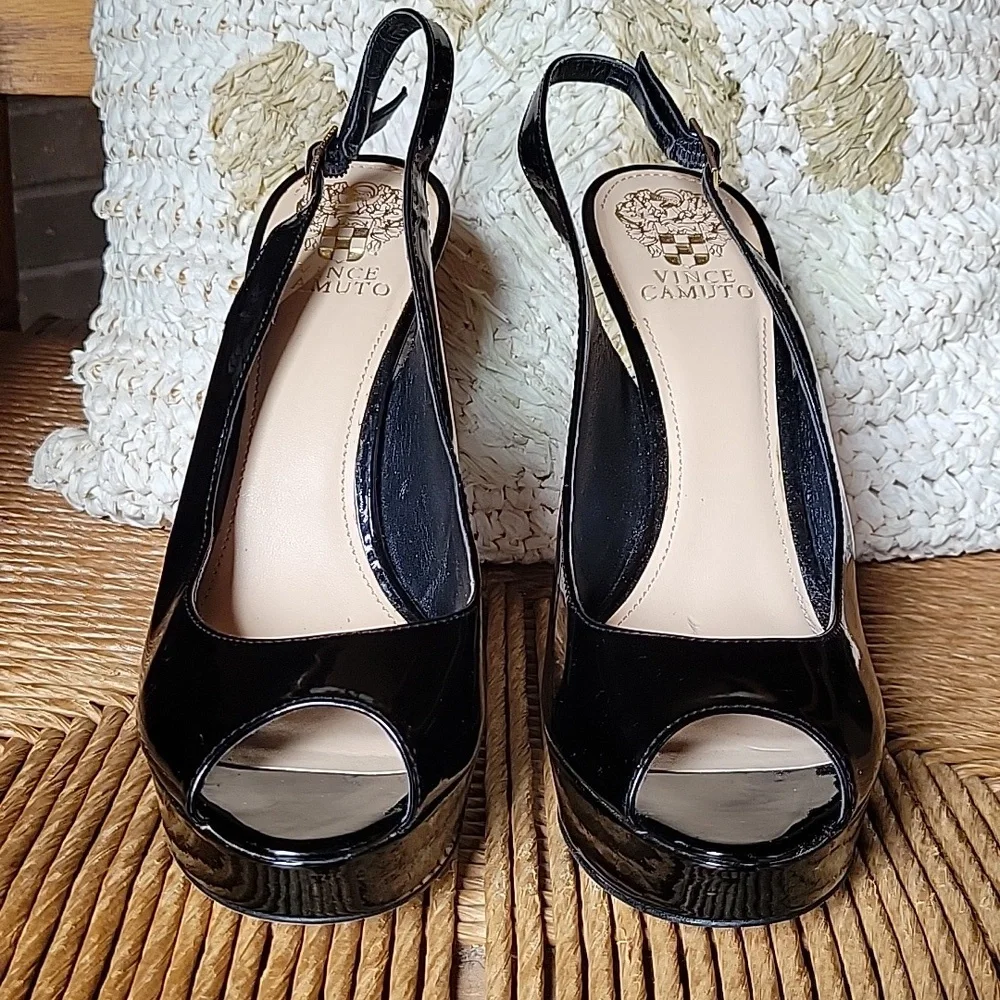 Vince Camuto Lavina black patent leather, platform, stilleto, peep toe heels 9.5